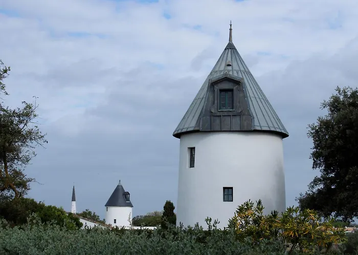 Jolie Maison Pour 4, Avec Jardin, A * Ars-en-Ré