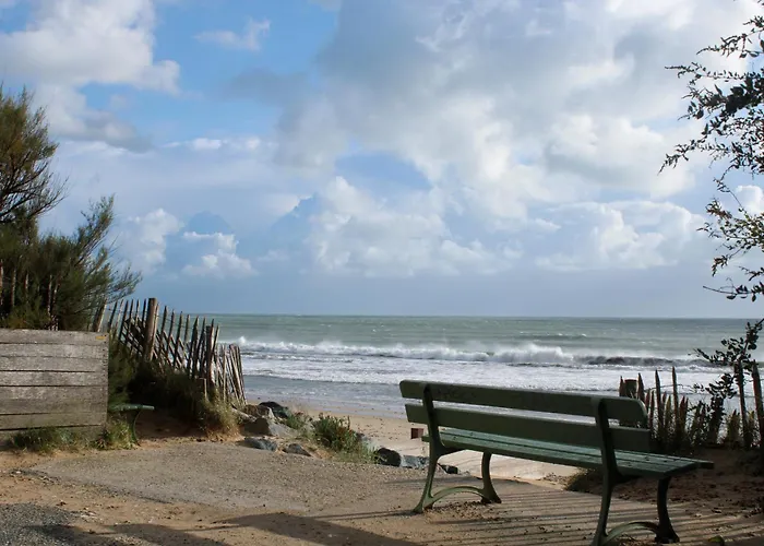 Jolie Maison Pour 4, Avec Jardin, A Ars-en-Ré
