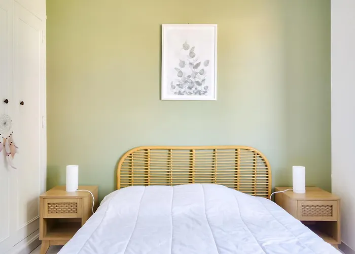 Nyaraló Jolie Maison Pour 4, Avec Jardin, A Ars-en-Ré