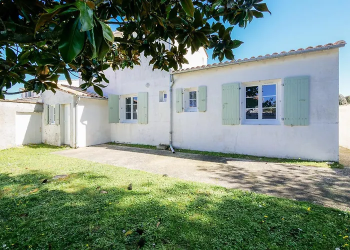 Jolie Maison Pour 4, Avec Jardin, A Ars-en-Ré